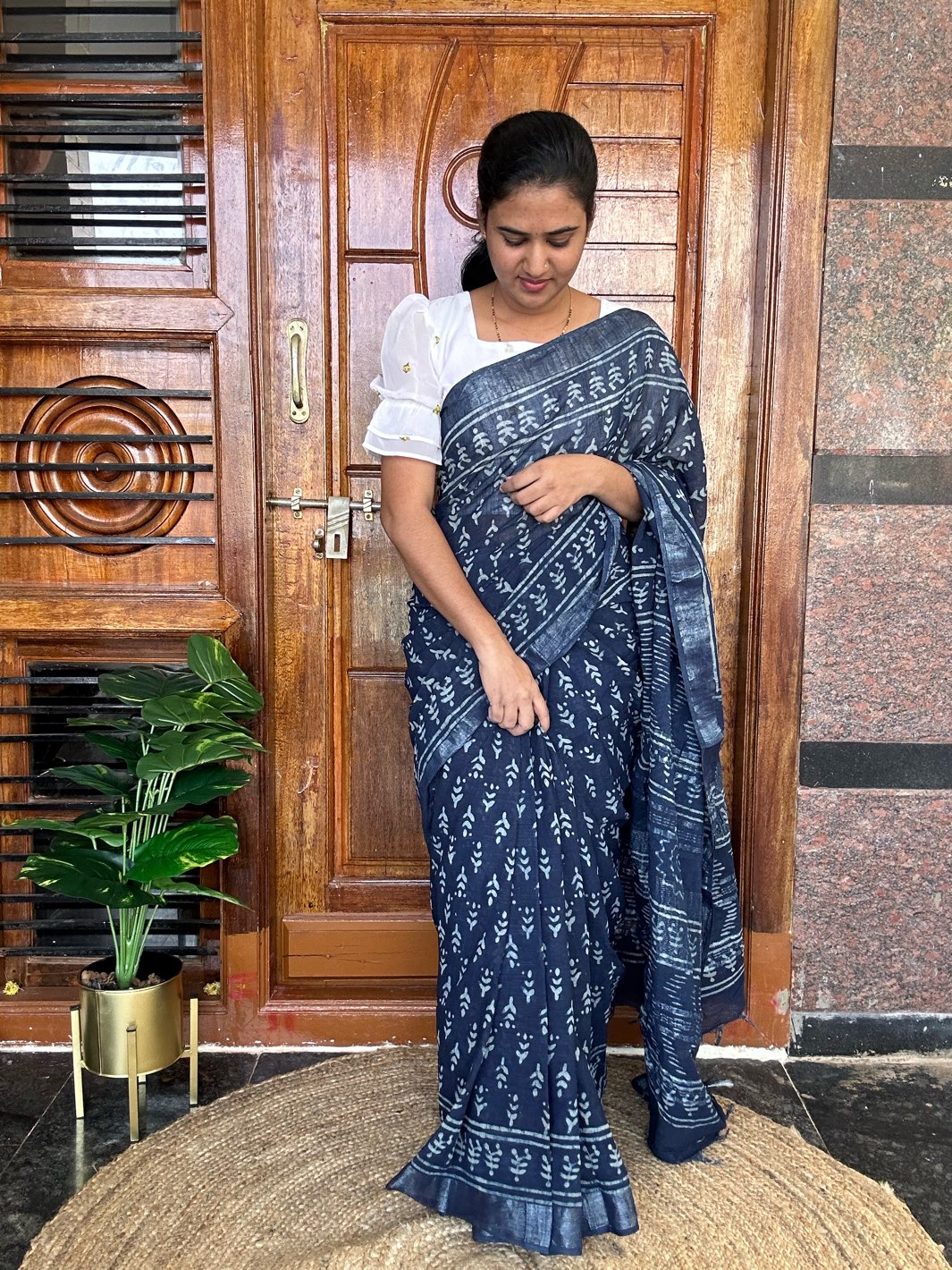 BLUE LINEN SAREE