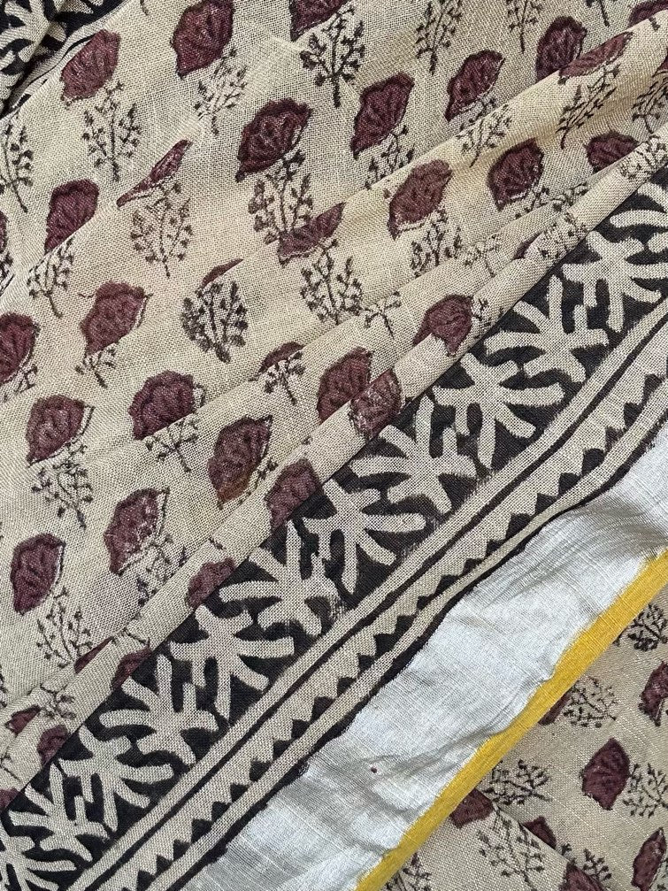 BROWN LINEN SAREE