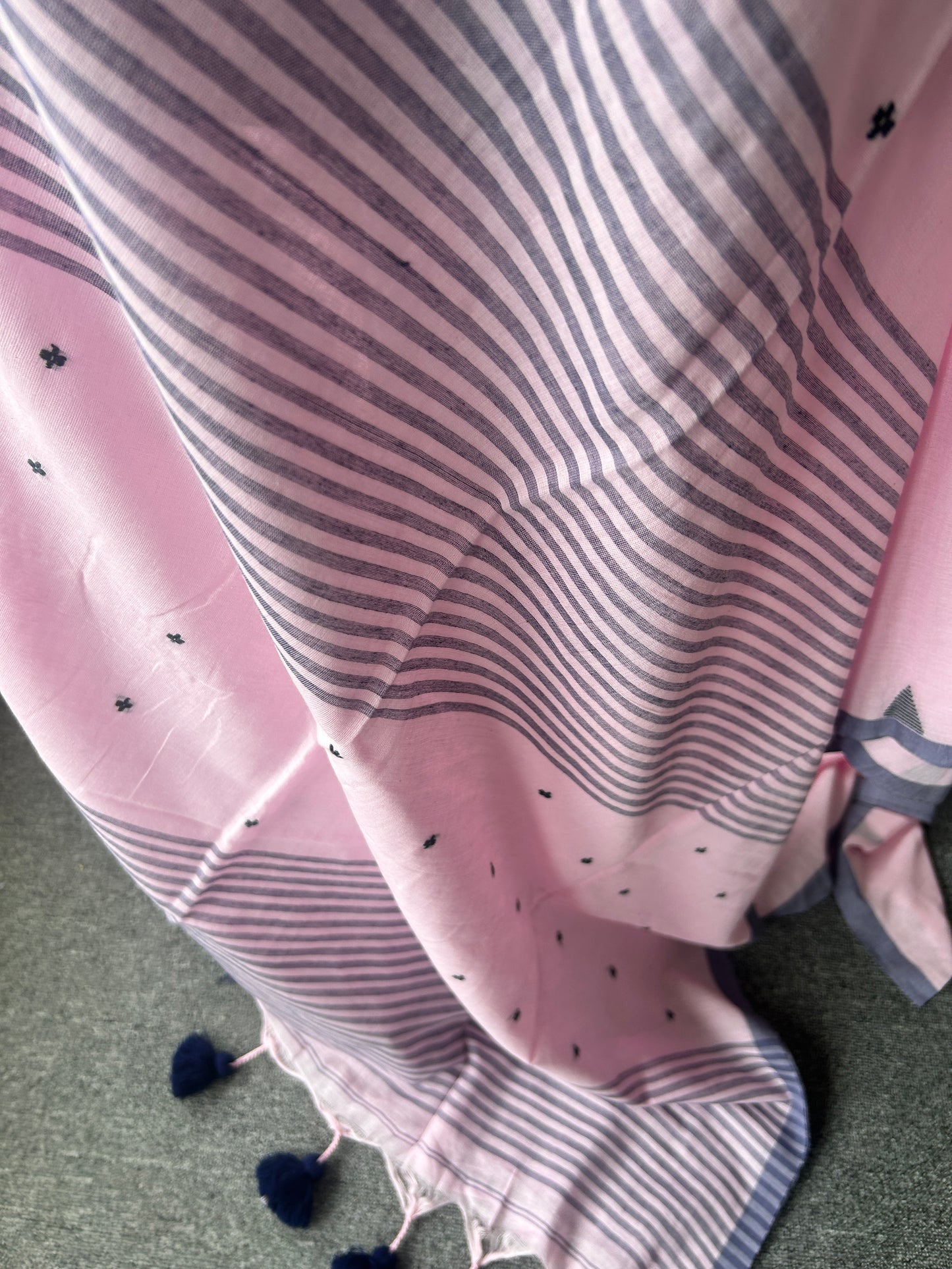 PINK MUL JAMDANI SAREE