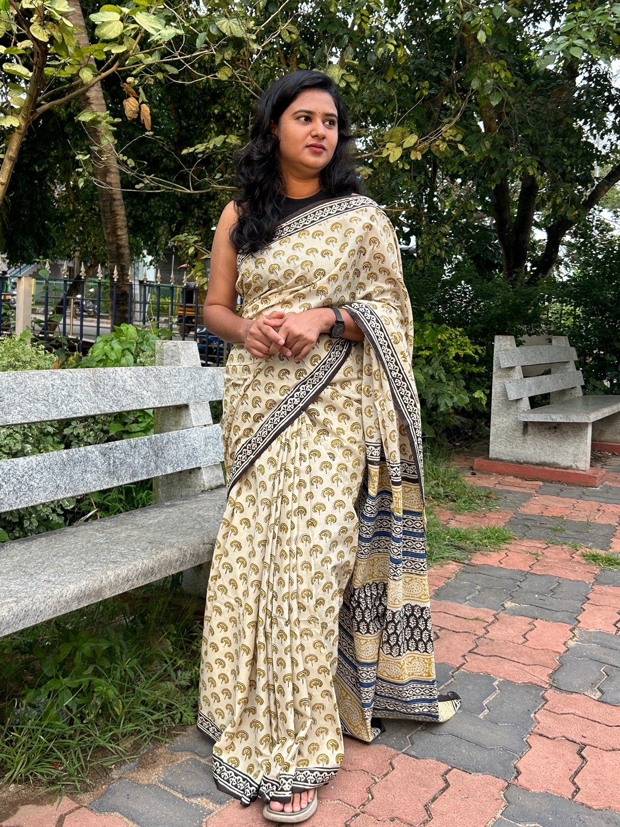Off white handblock mulmul cotton saree