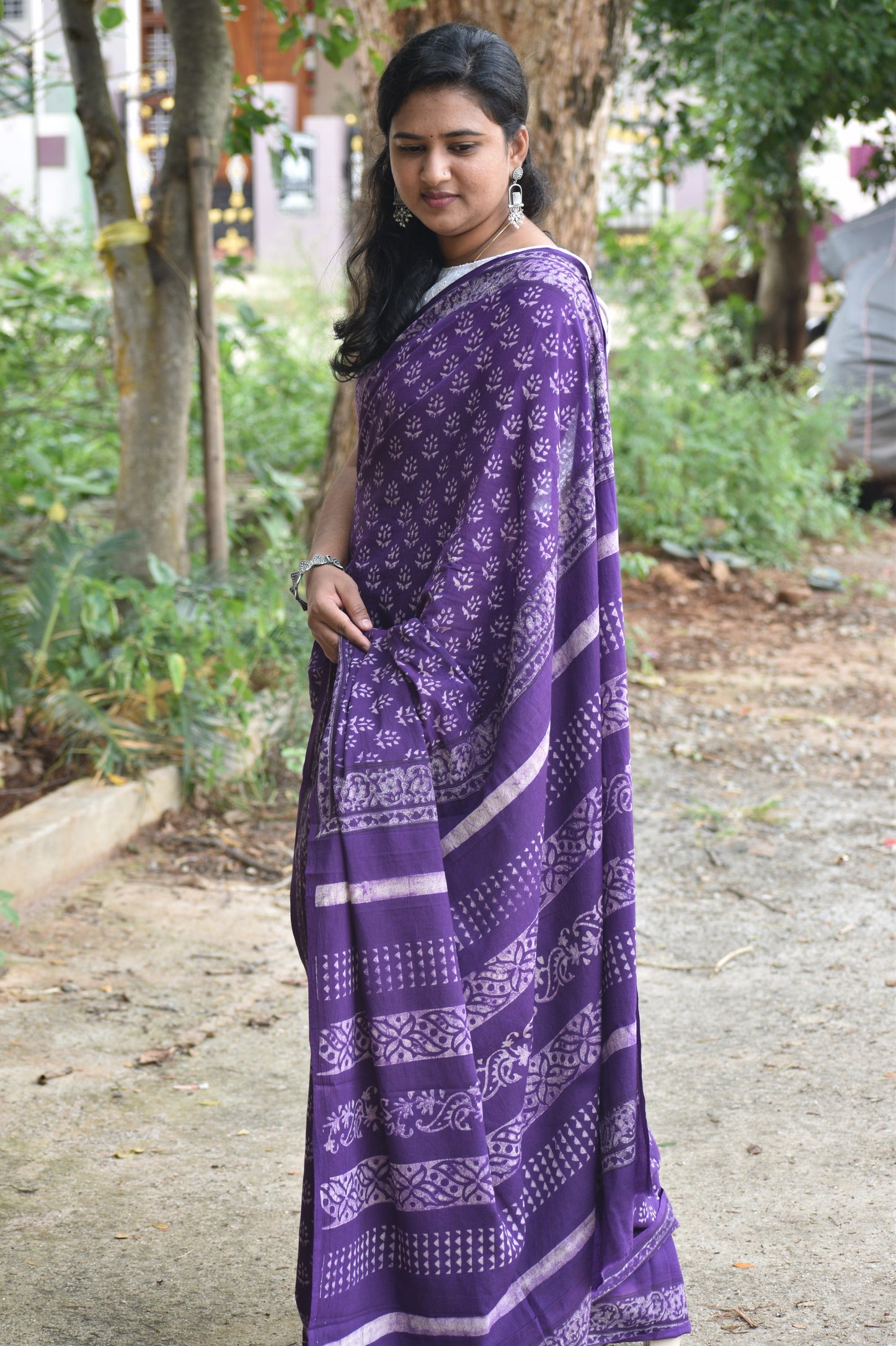 Purple dabu mul saree