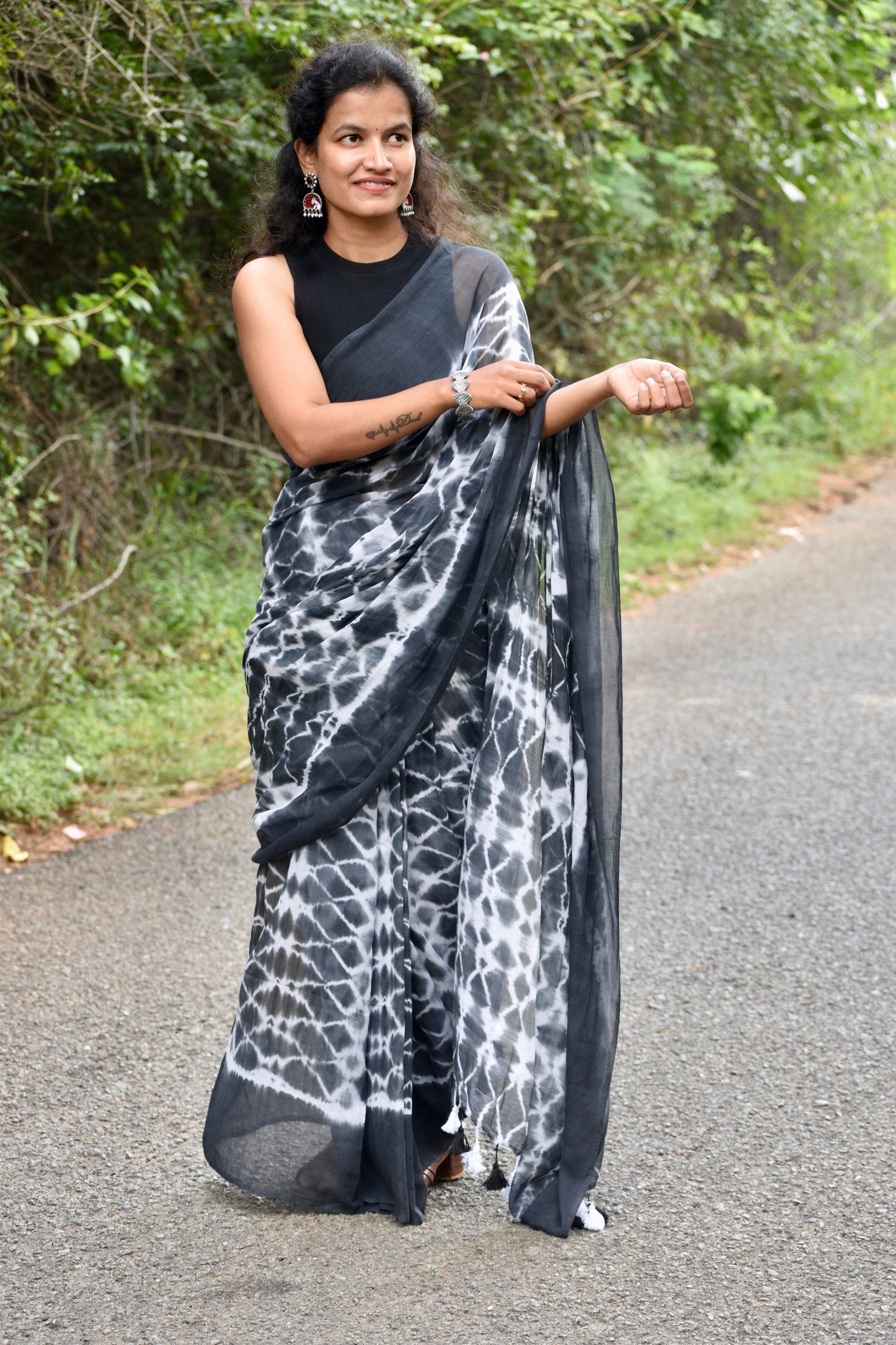 BLACK SHIBORI MUL SAREE