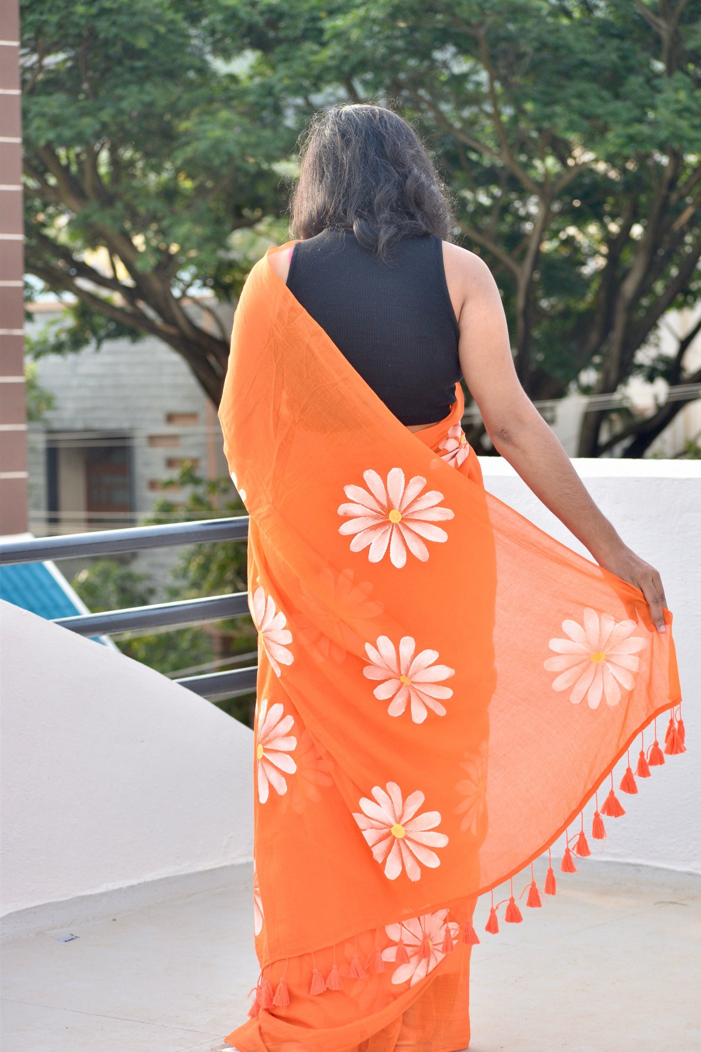 ORANGE HAND PAINTED MUL SAREE