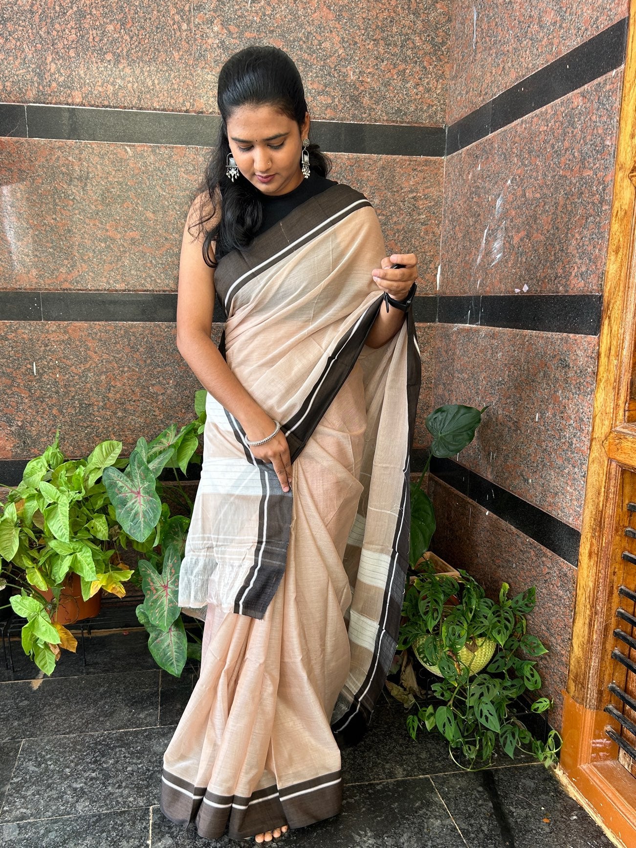 BROWN PATTEDANCHU SAREE.