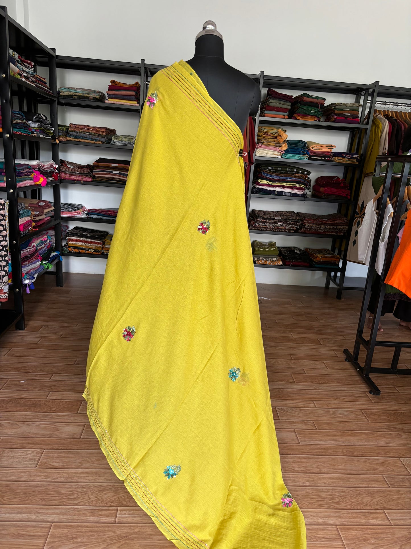GREEN EMBROIDERED MUL SAREE