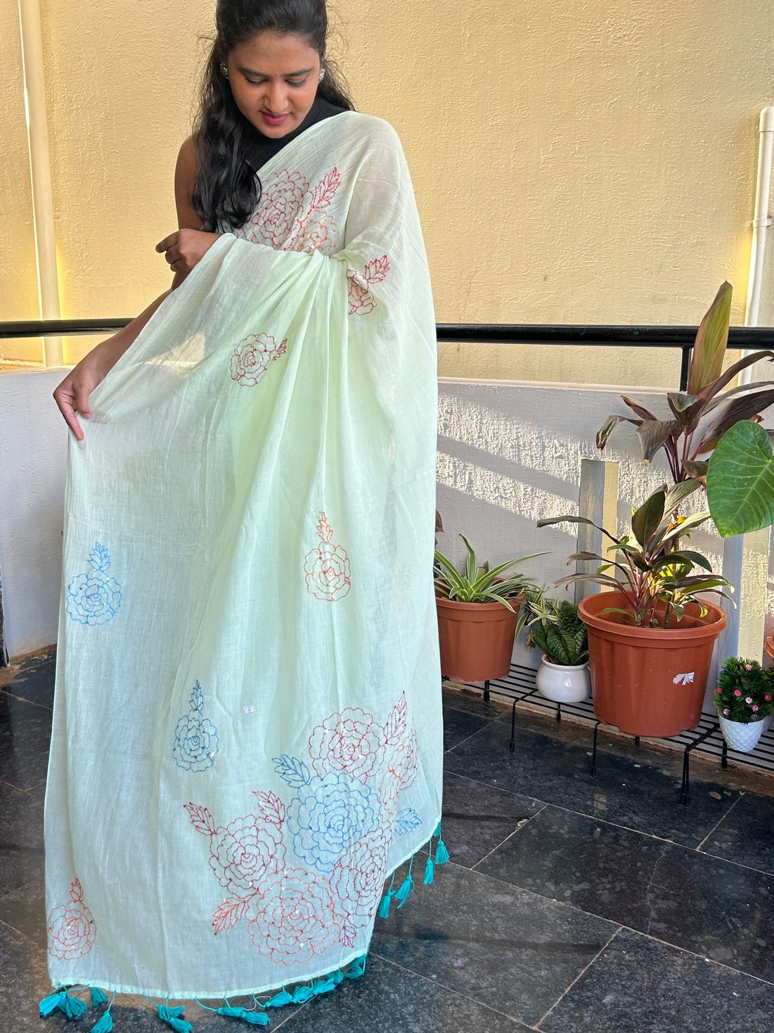 GREEN HAND EMBROIDERED MUL SAREE