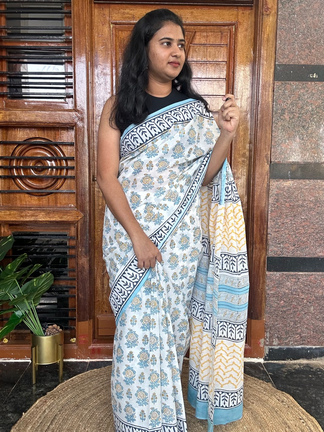 White handblock mulmul cotton saree