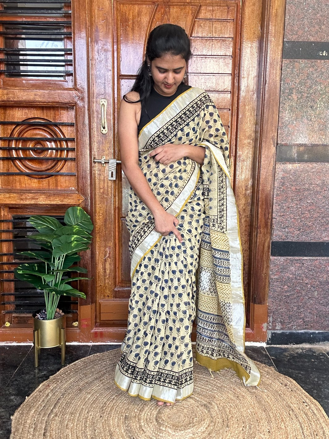 YELLOW LINEN SAREE