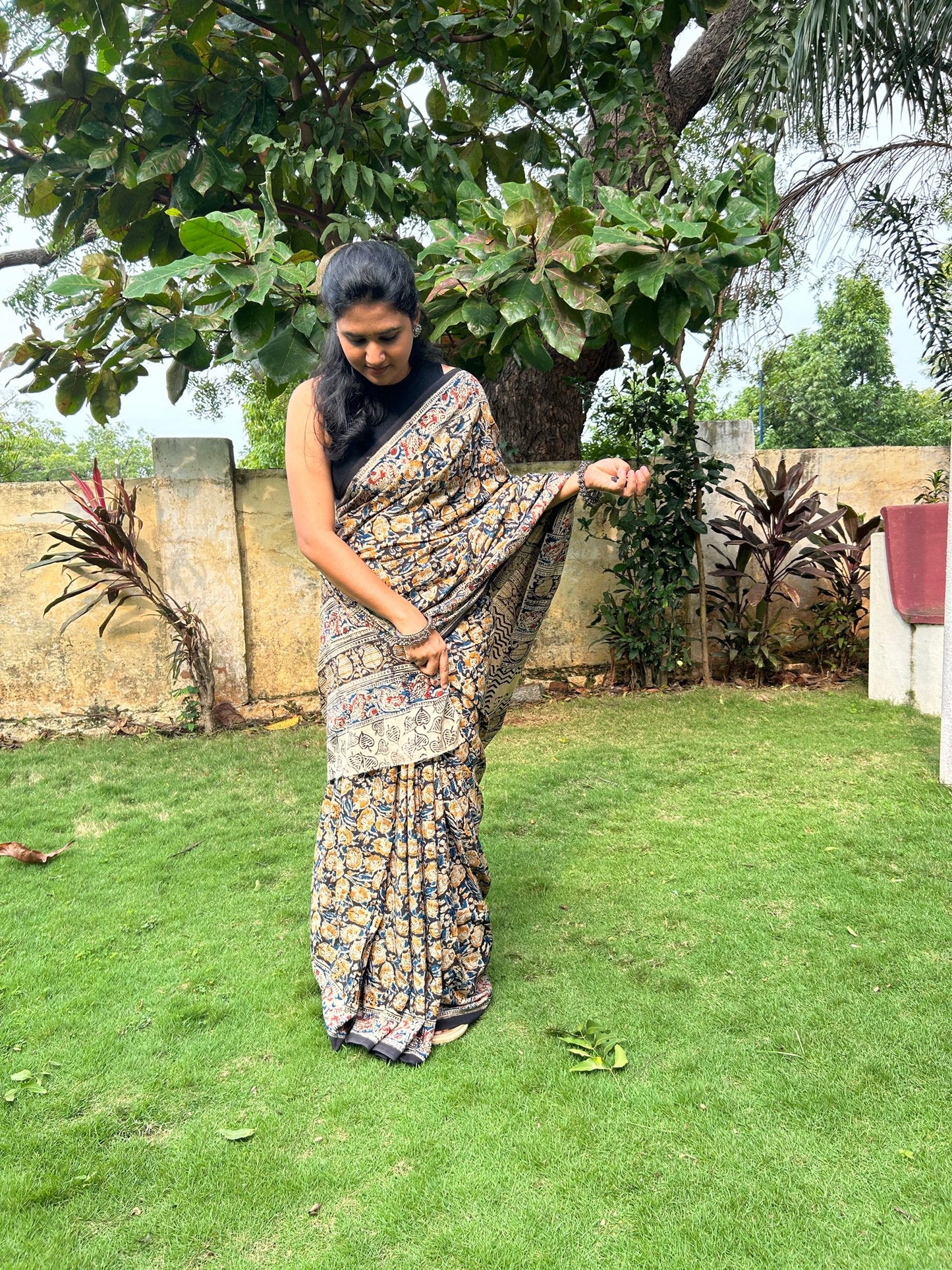Black kalamkari mul saree