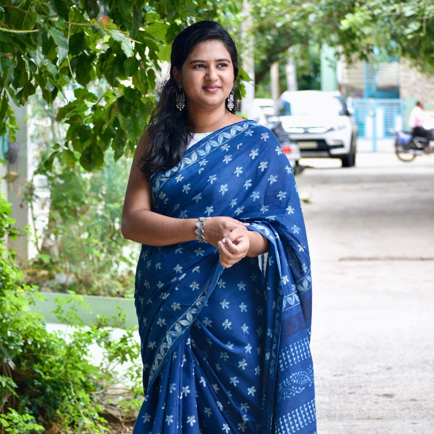 Blue dabu mul saree