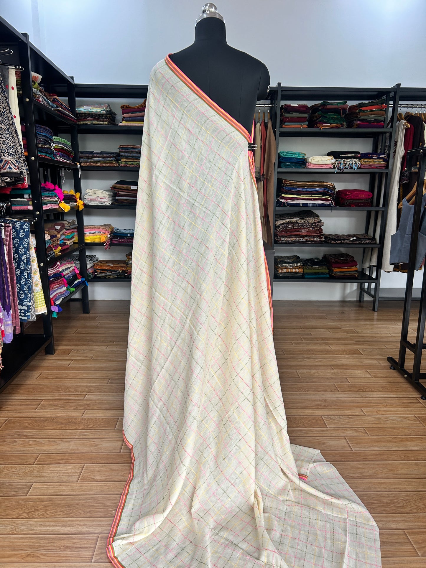 WHITE KATHA CHECKS MUL SAREE