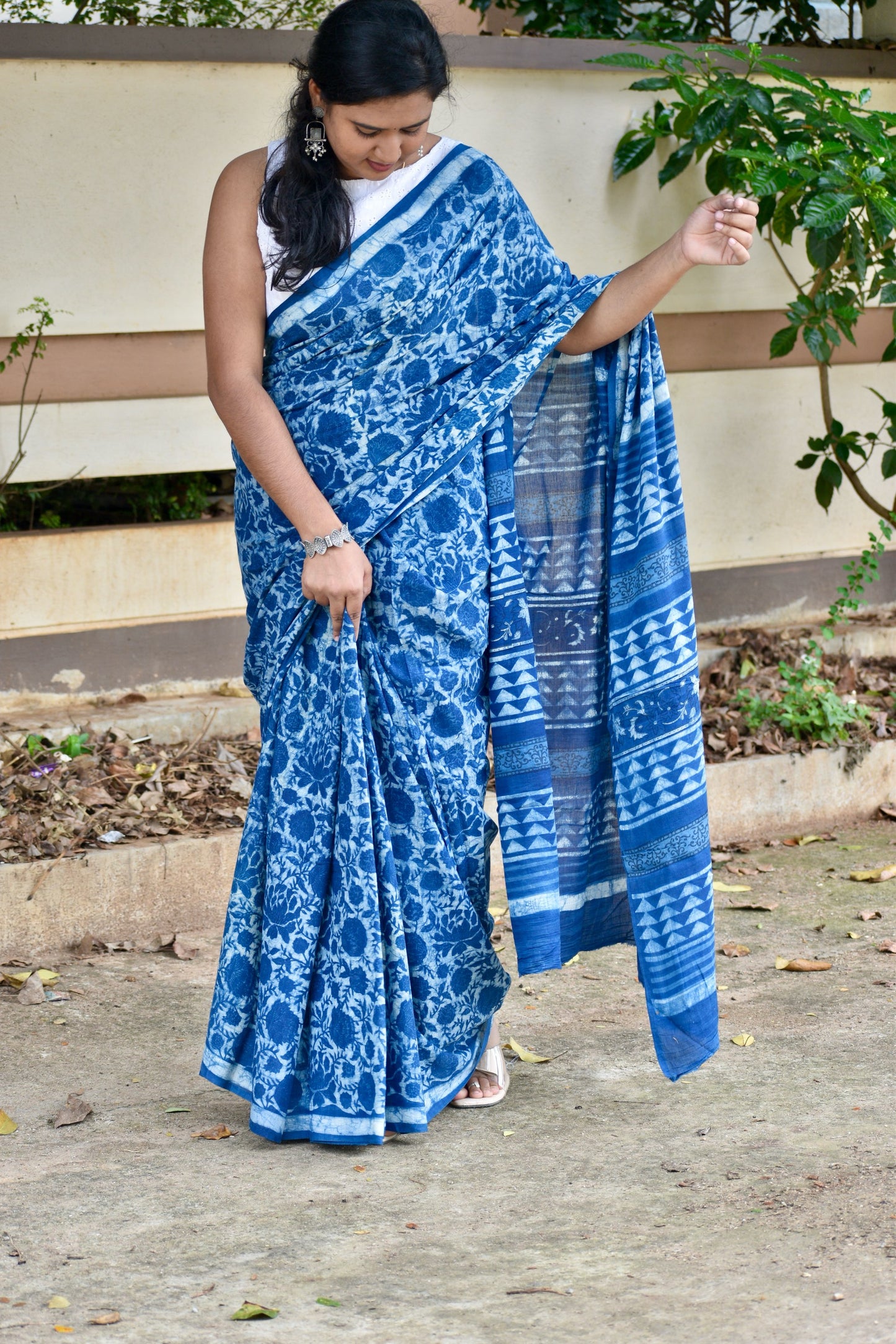 Blue dabu mul saree