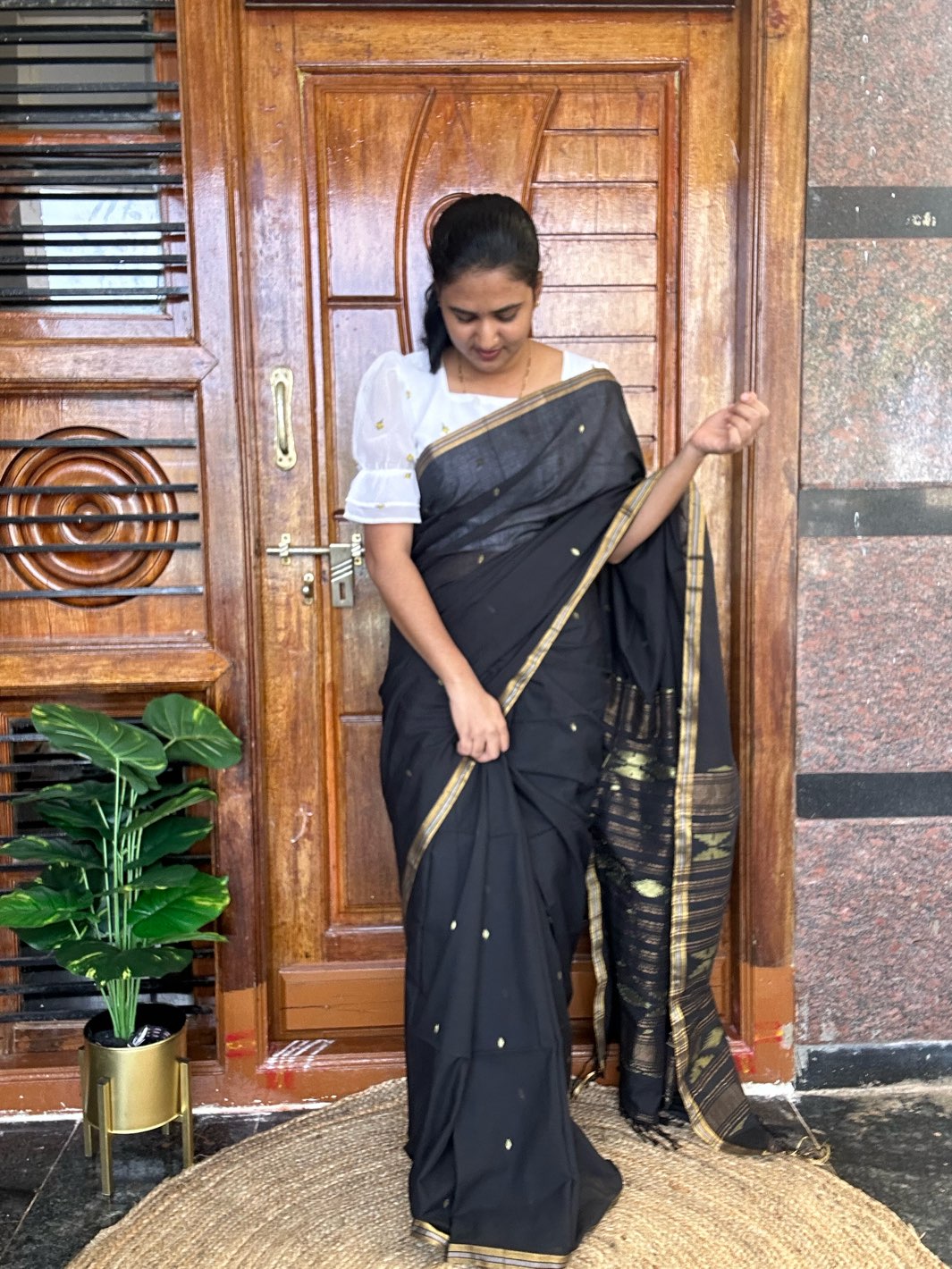 BLACK JAMDANI SAREE