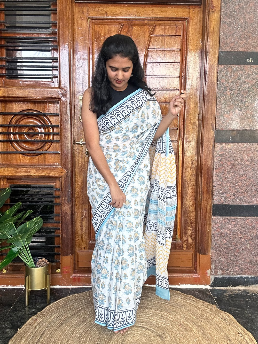 White handblock mulmul cotton saree
