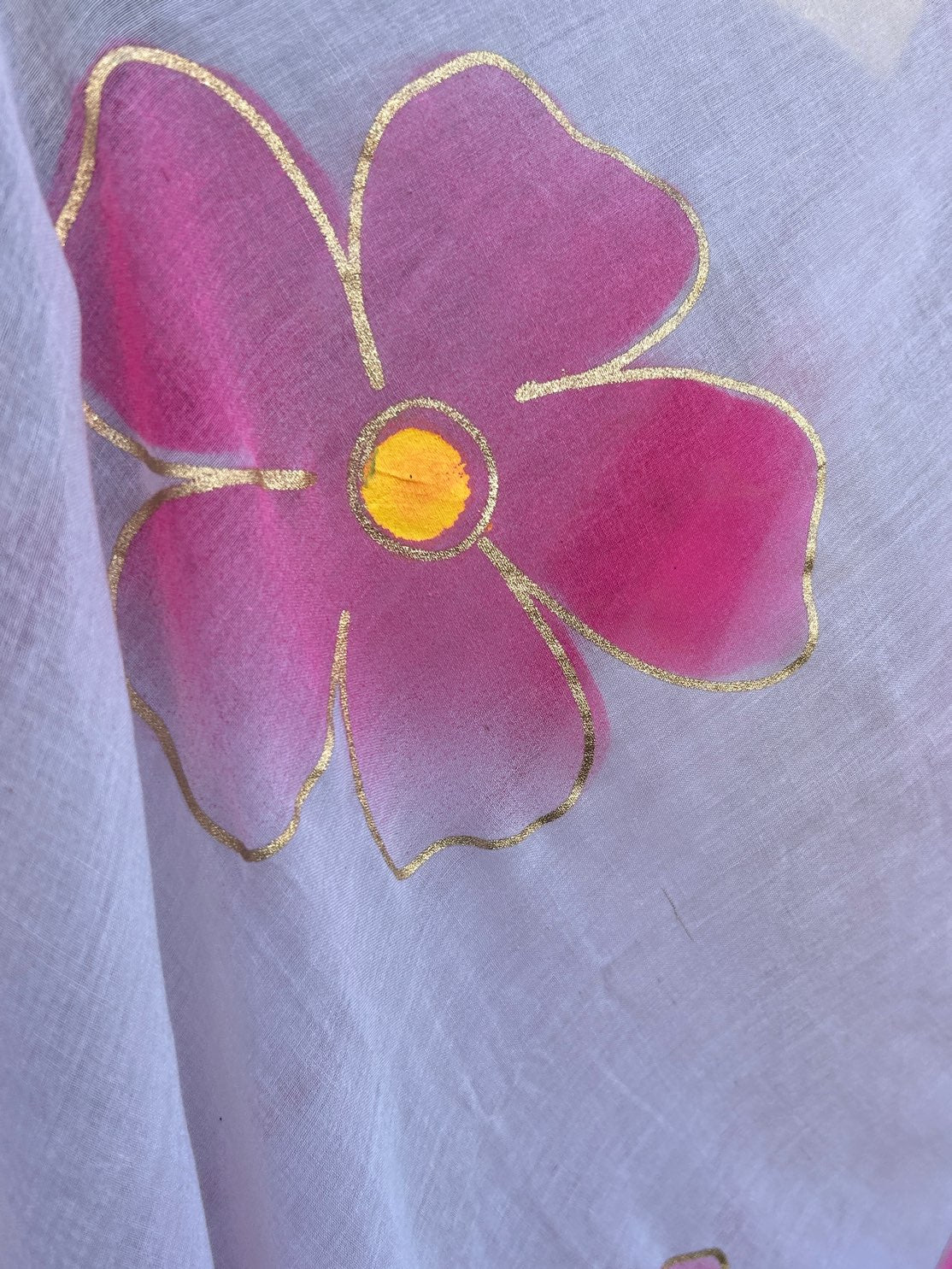 WHITE HAND PAINTED MUL SAREE