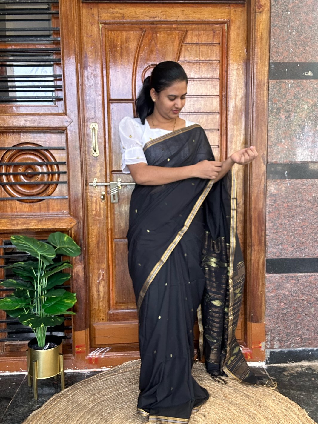 BLACK JAMDANI SAREE