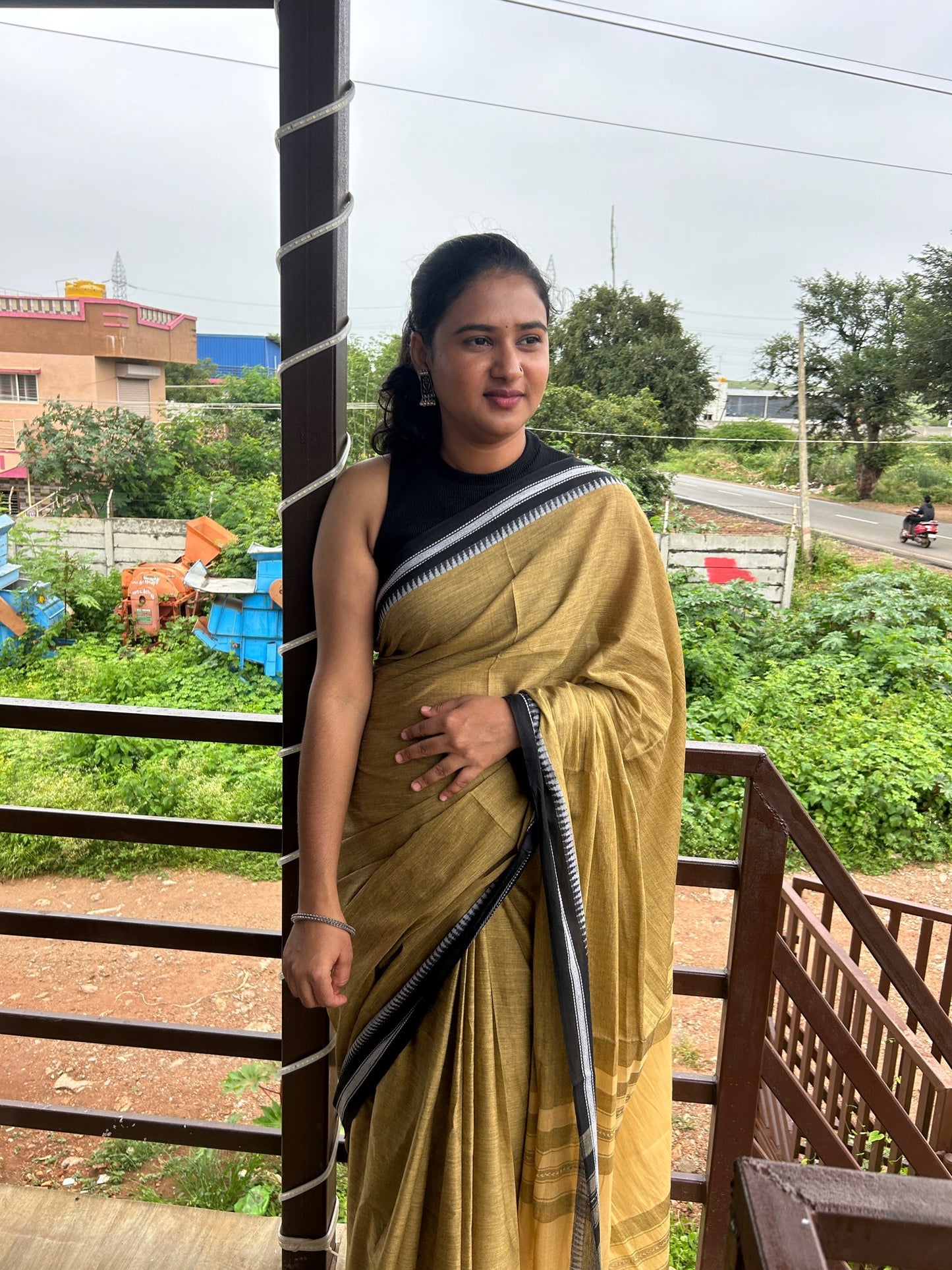 BROWN DHANIAKHALI SAREE