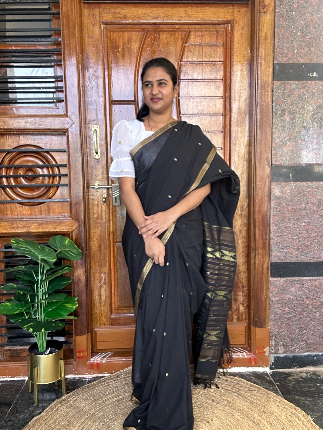 BLACK JAMDANI SAREE