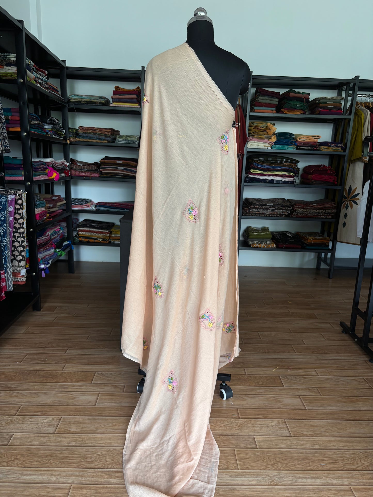 BEIGE EMBROIDERED MUL SAREE