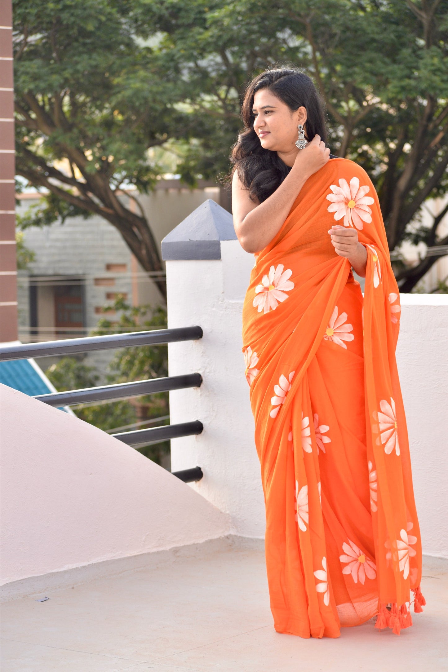 ORANGE HAND PAINTED MUL SAREE