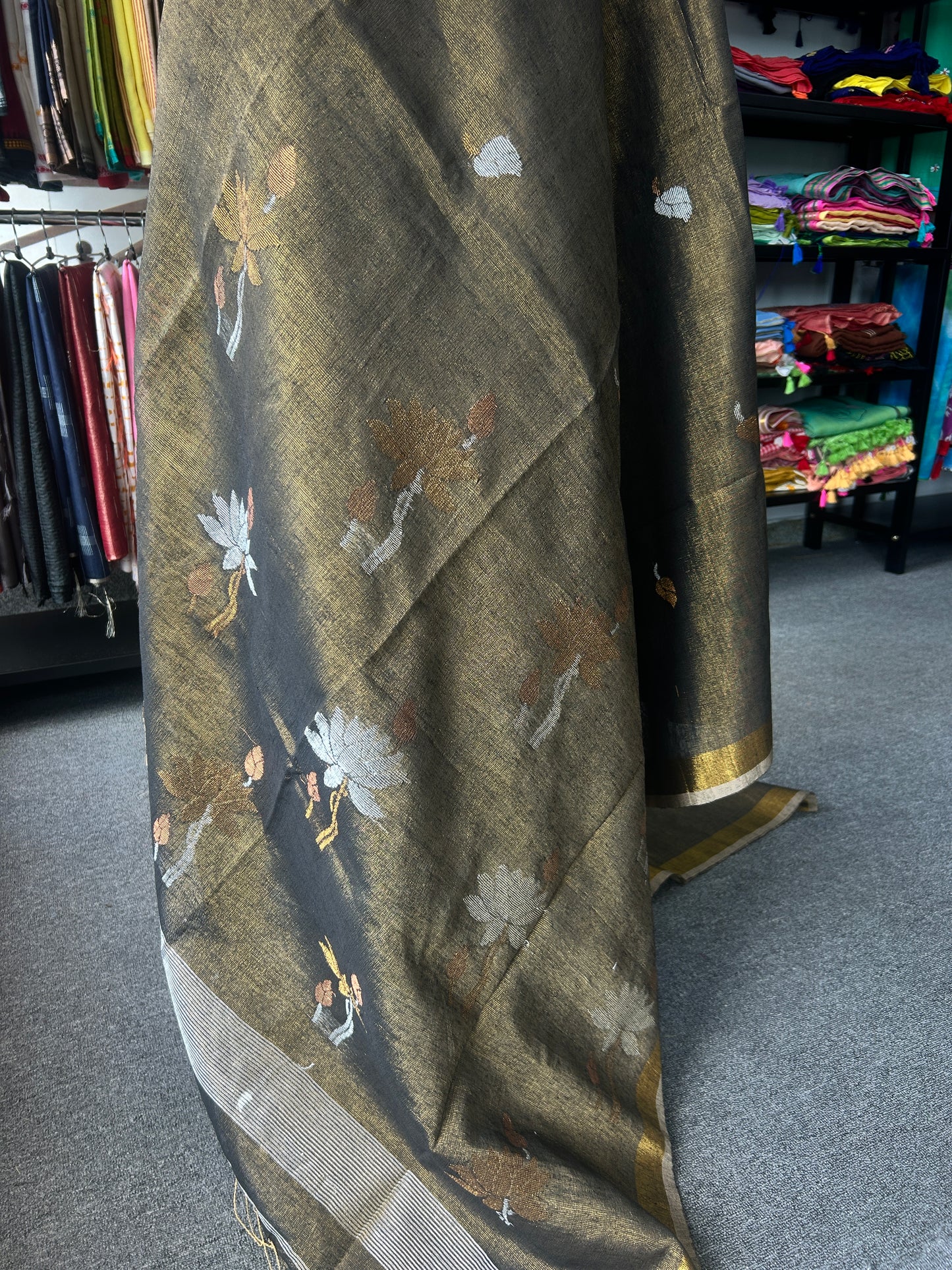GREY TISSUE JAMDANI