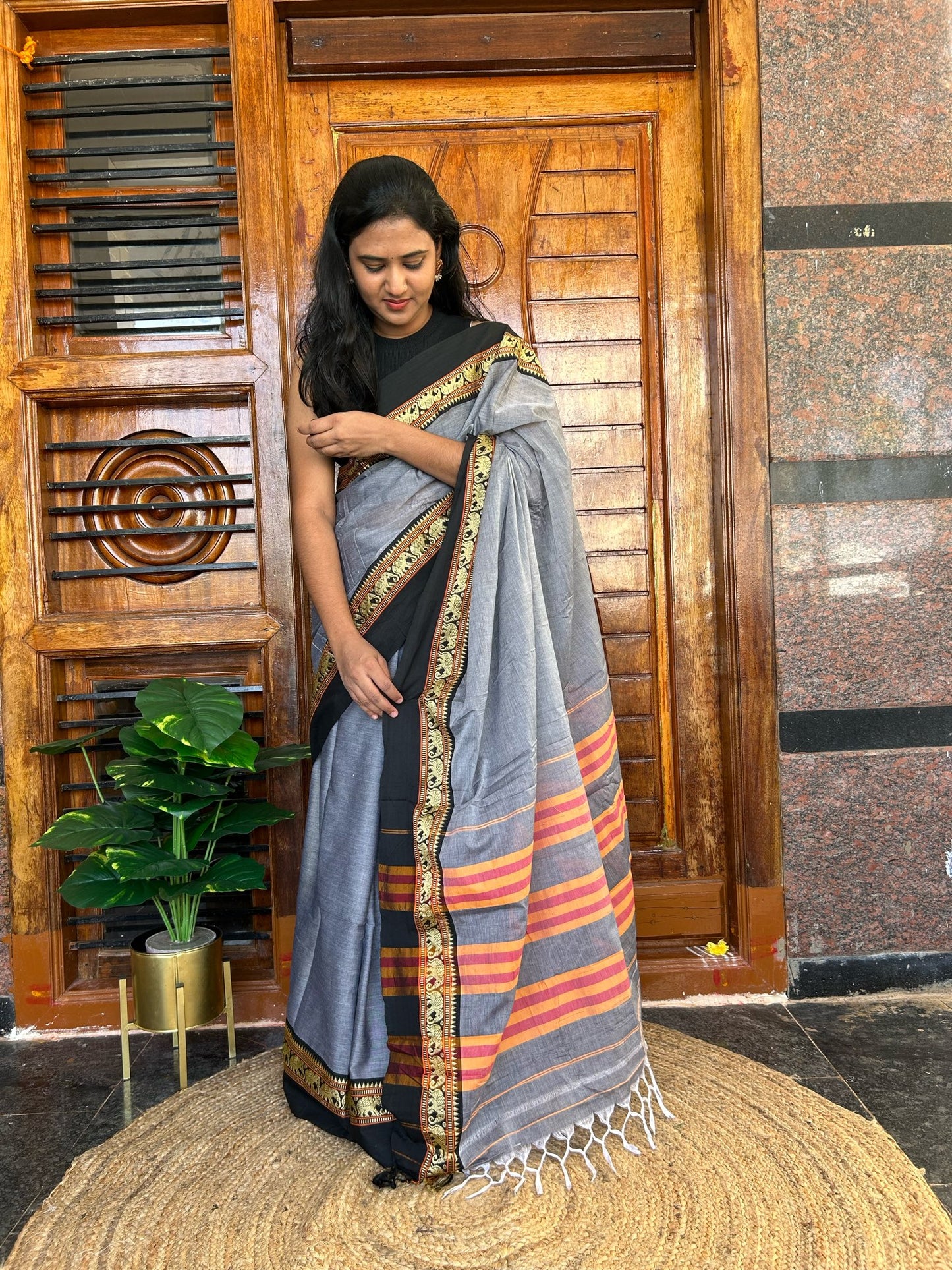 Grey Narayanpet saree.