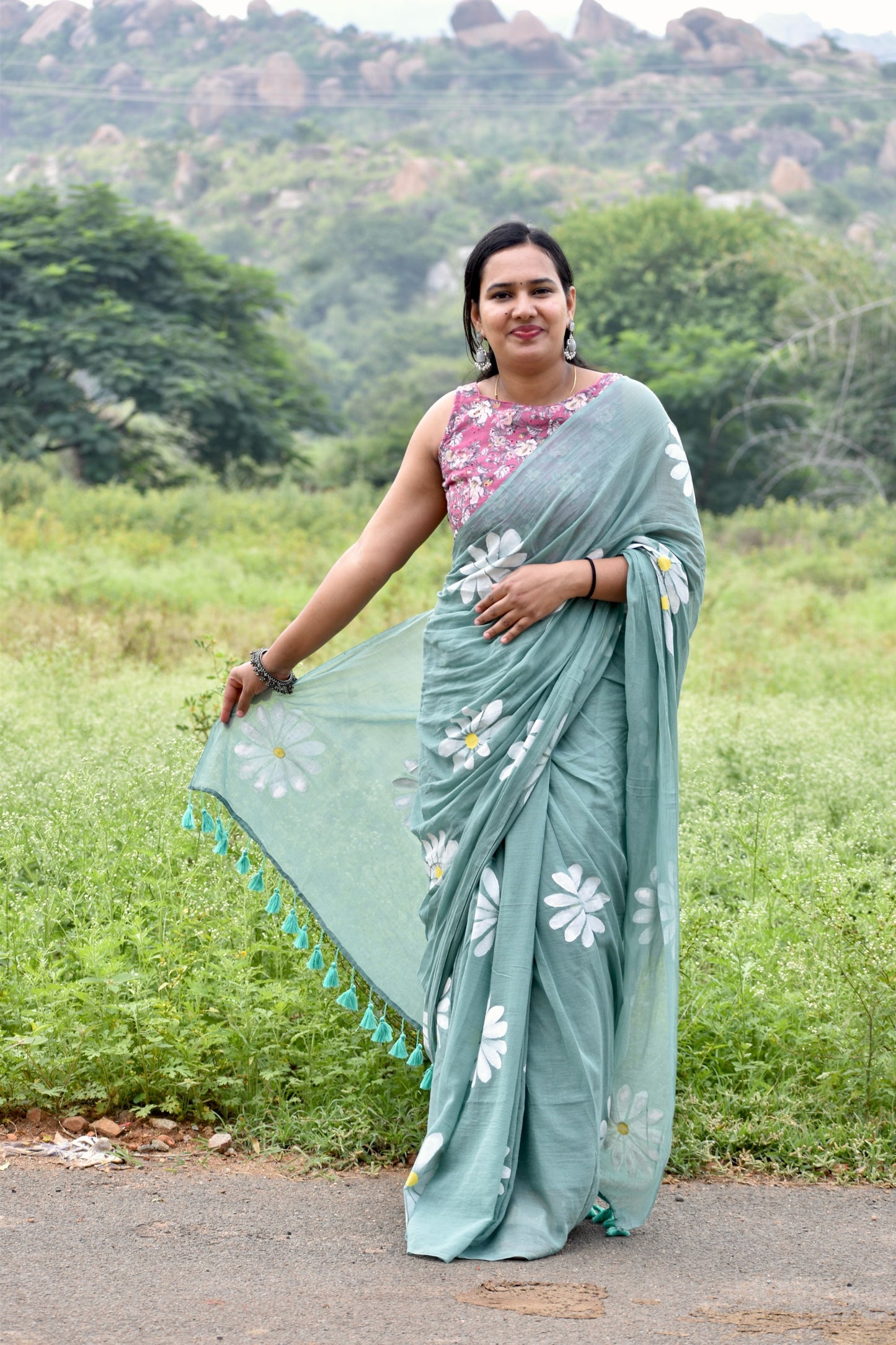 GREEN HAND PAINTED MUL SAREE