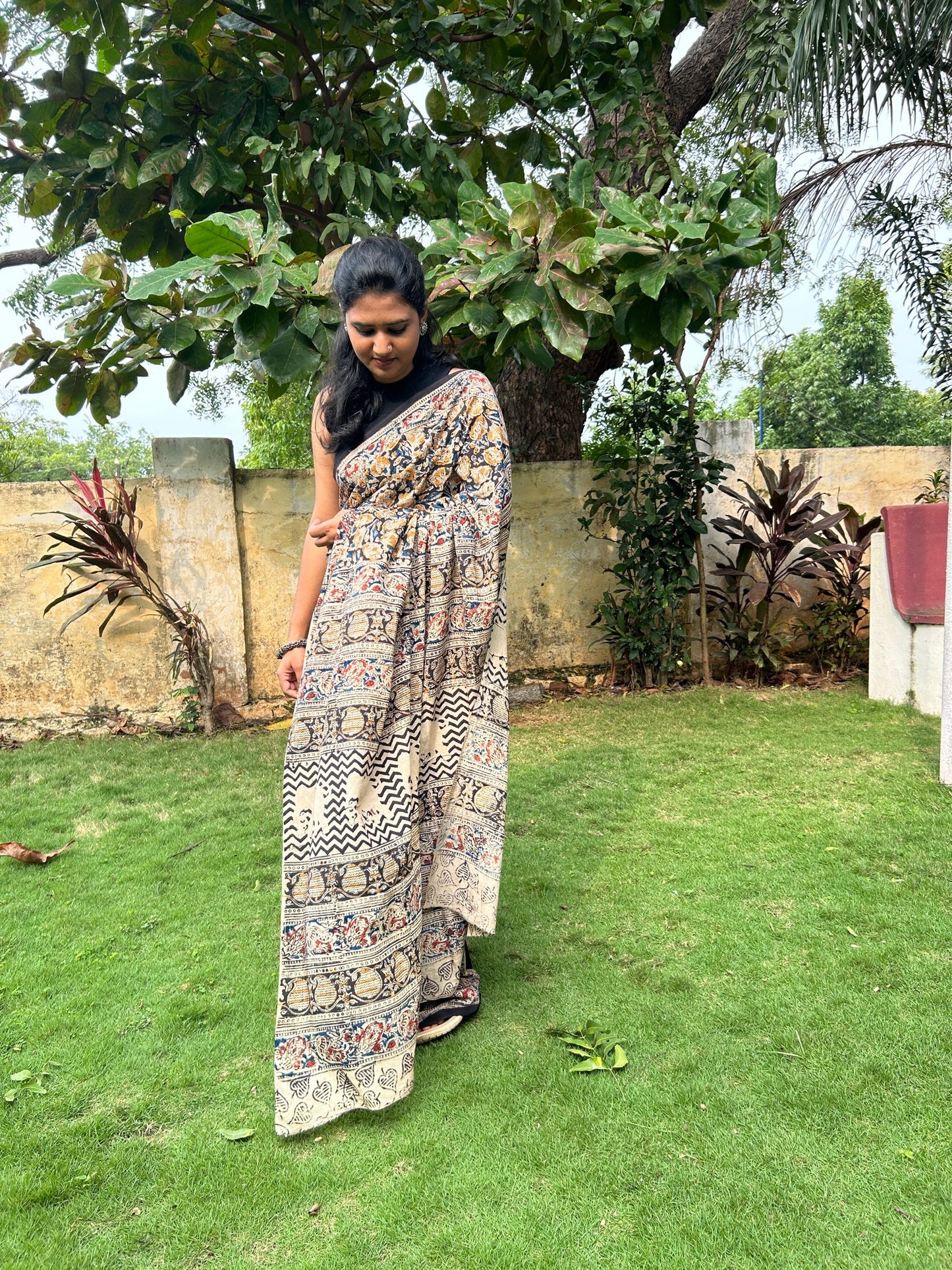 Black kalamkari mul saree