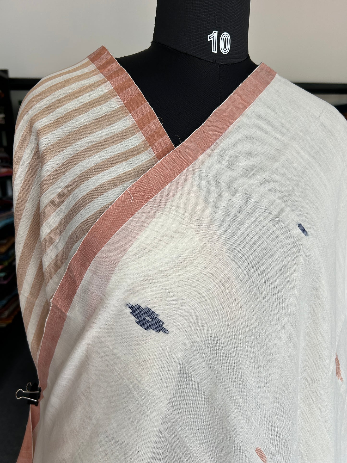 OFF-WHITE BUTTA JAMDANI