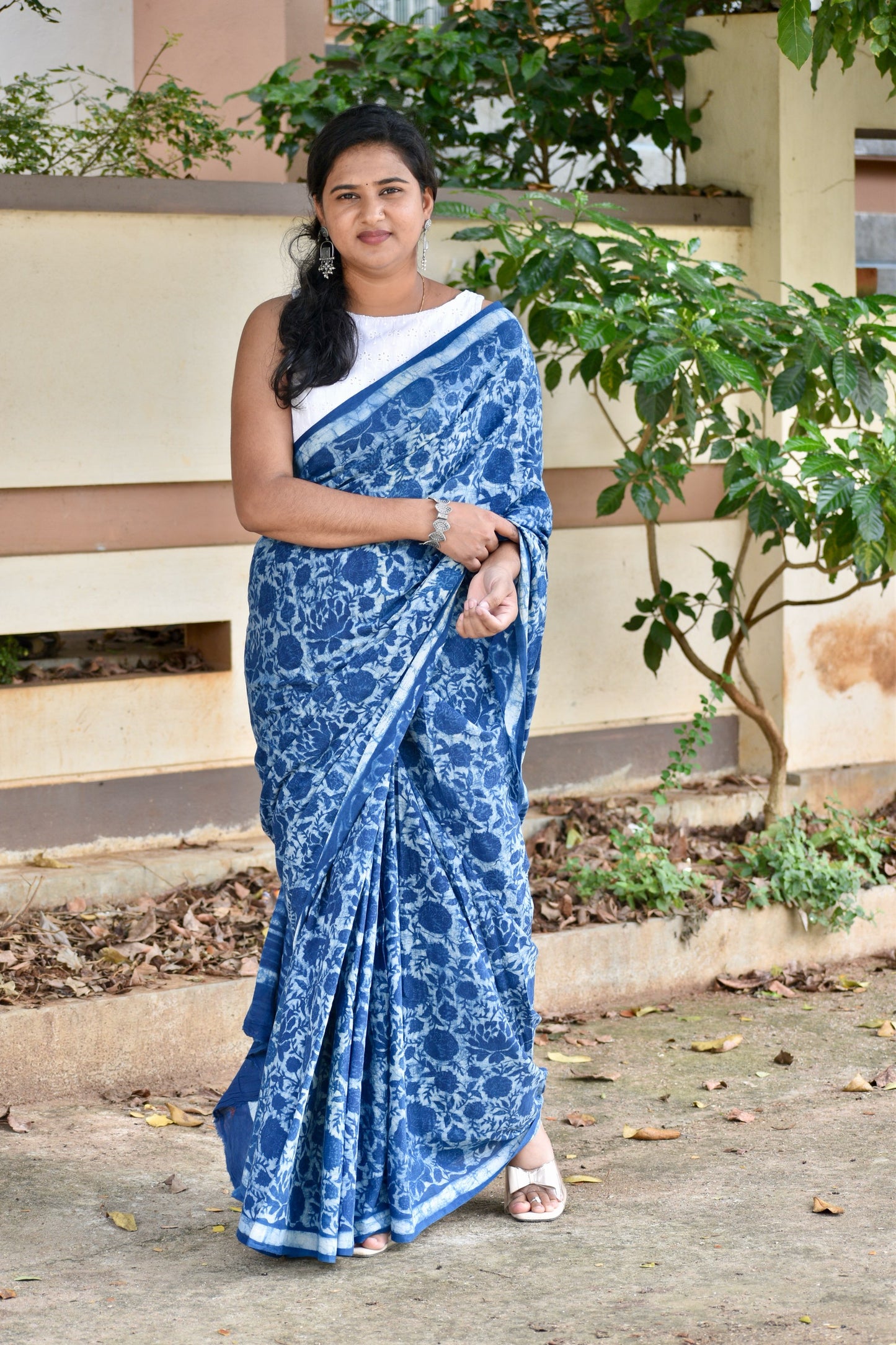 Blue dabu mul saree