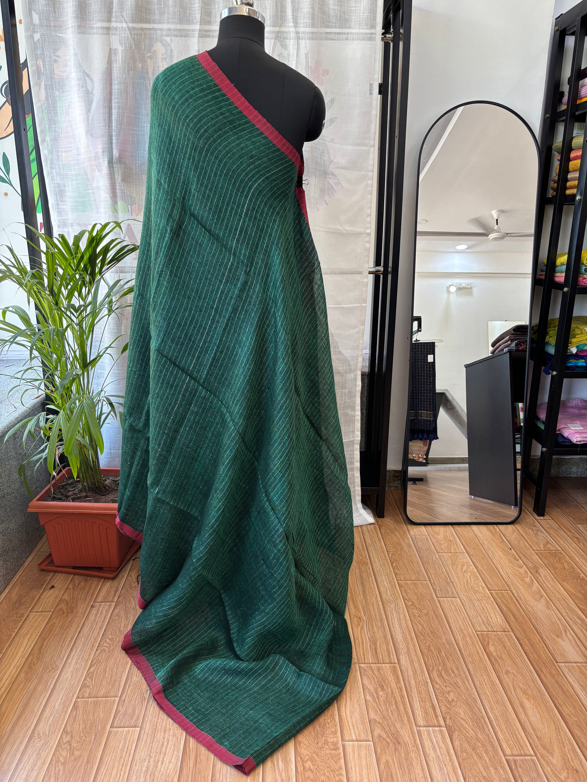 GREEN PURE LINEN SAREE
