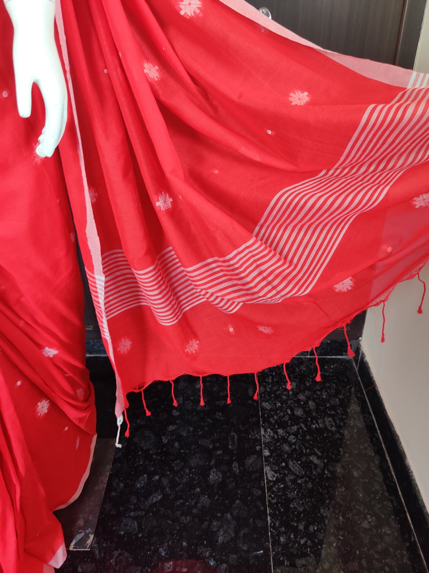 RED SLUB COTTON SAREE
