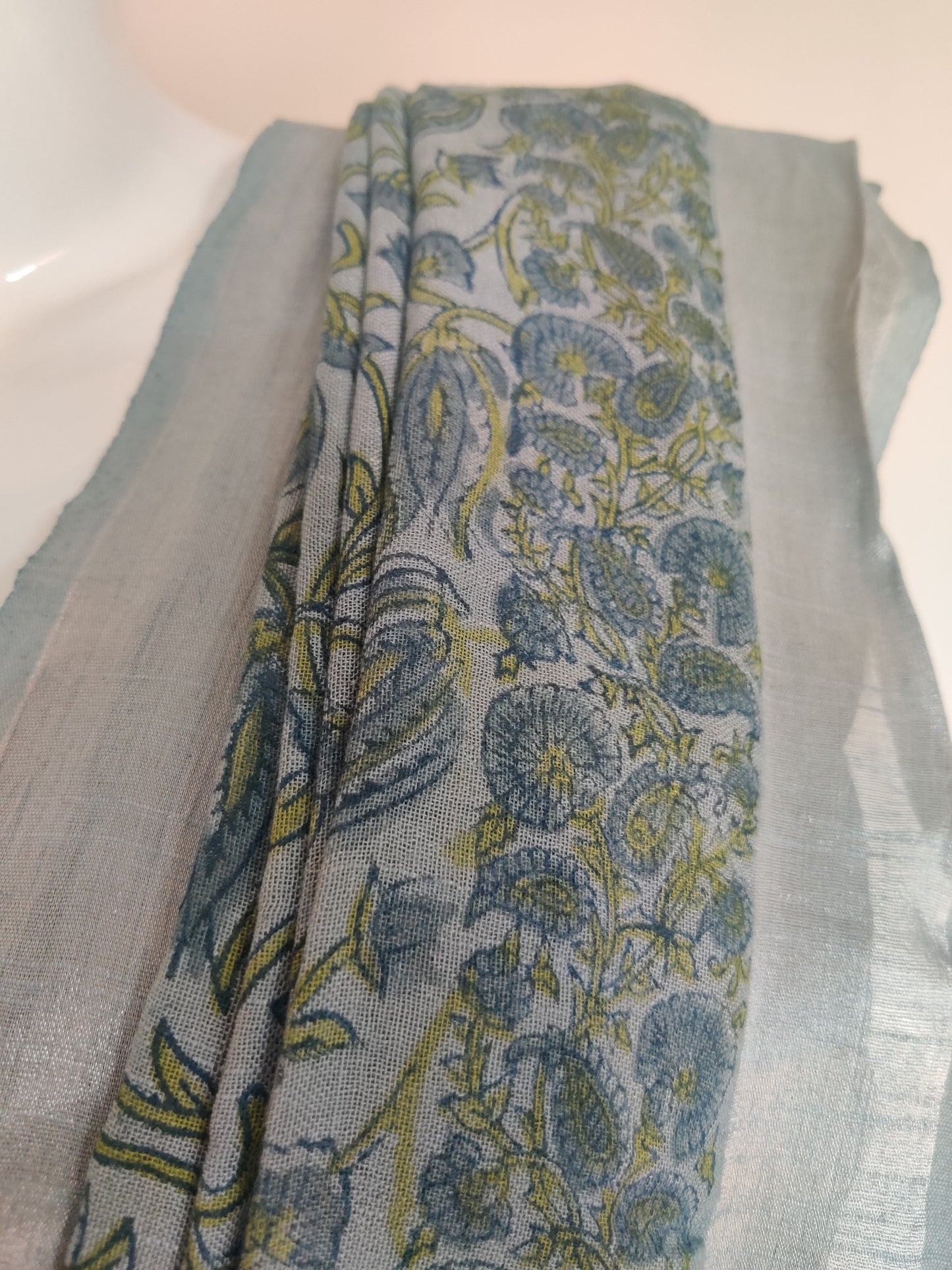 GREY LINEN SAREE