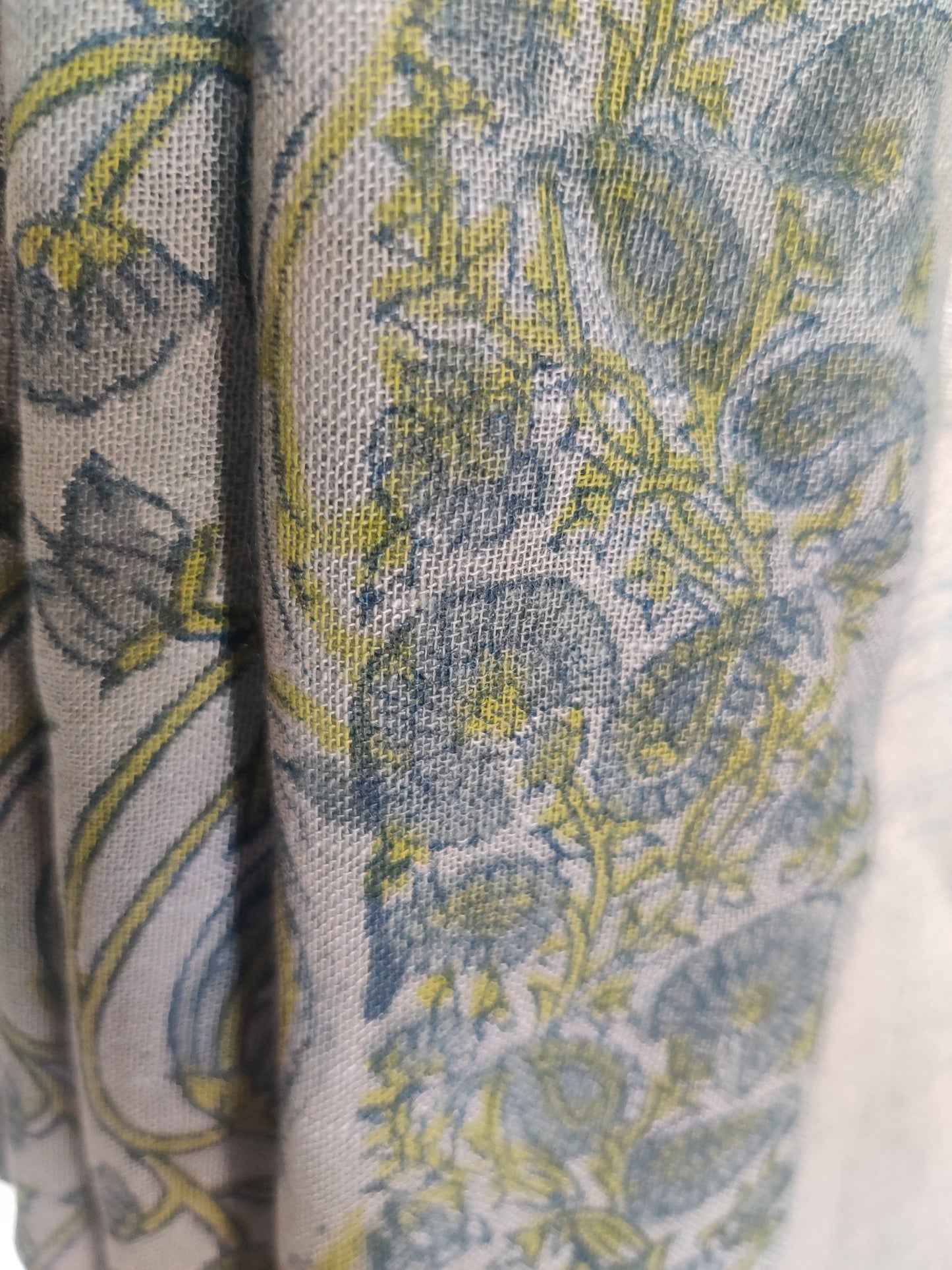 GREY LINEN SAREE