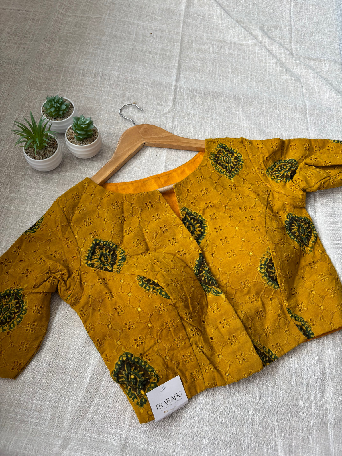 HAKOBA BLOUSES