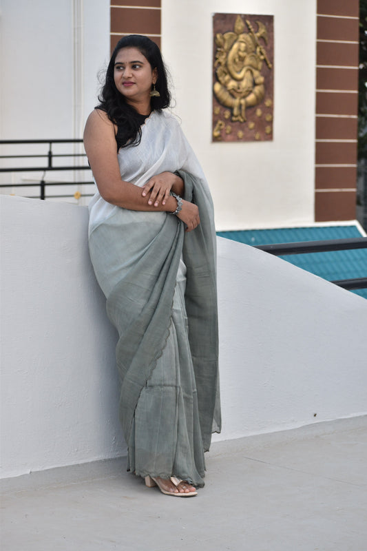 GREY MUL SAREE