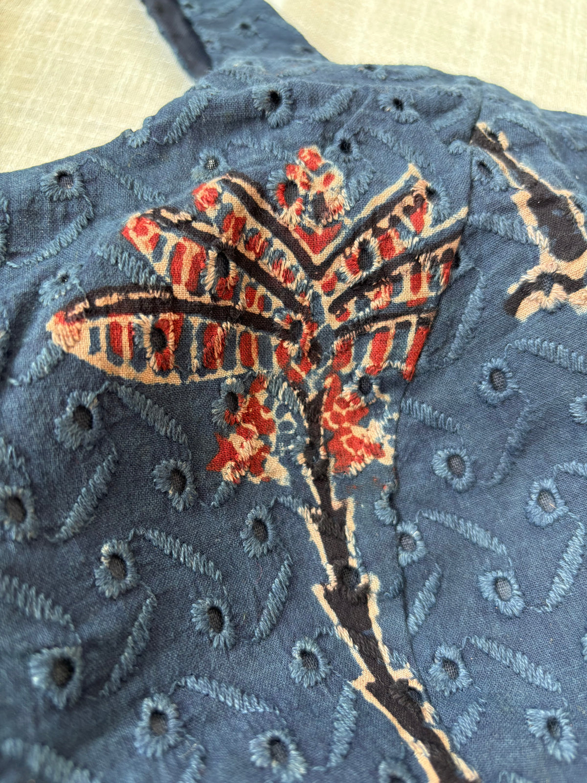 NAVY BLUE HAKOBA BLOUSE