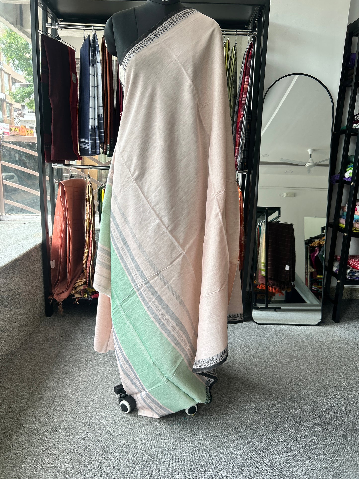 BIEGE DHANIAKHALI SAREE