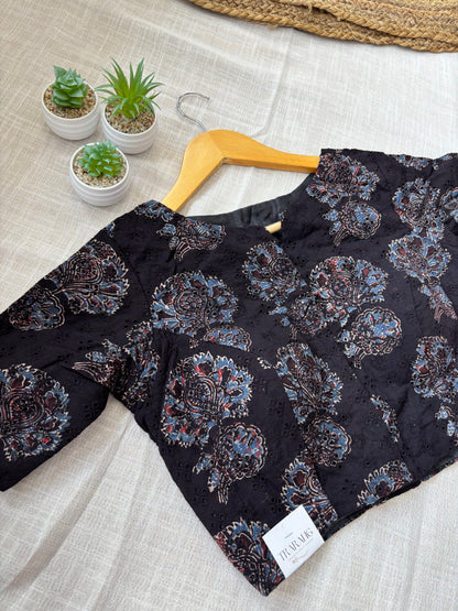 BLACK HAKOBA BLOUSE