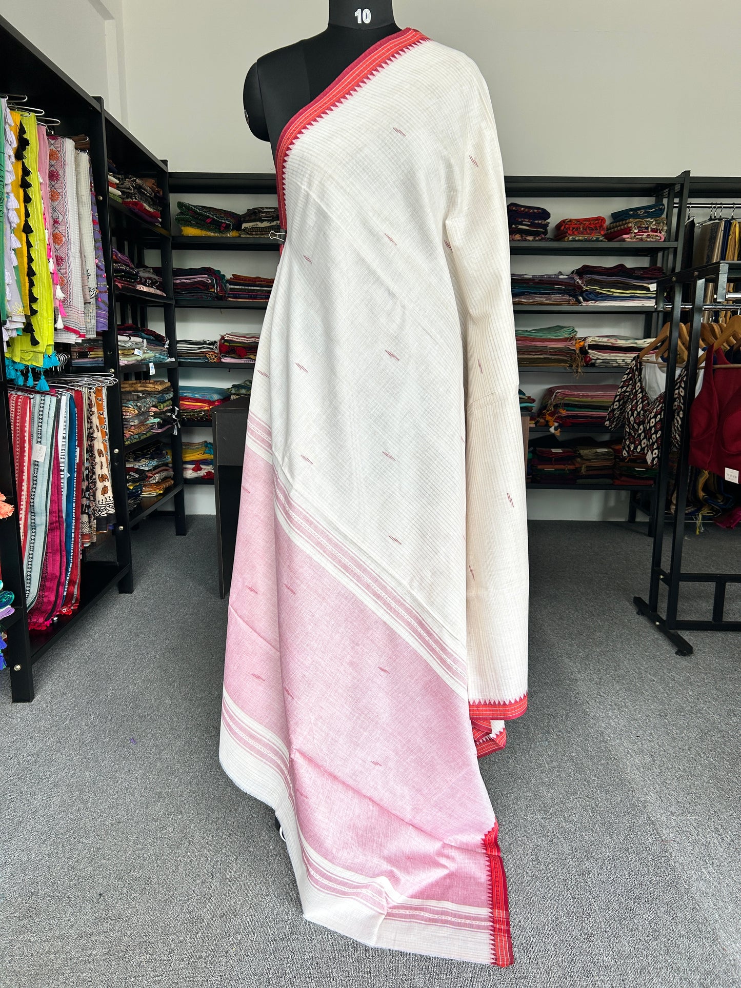 WHITE DHANIAKHALI SAREE