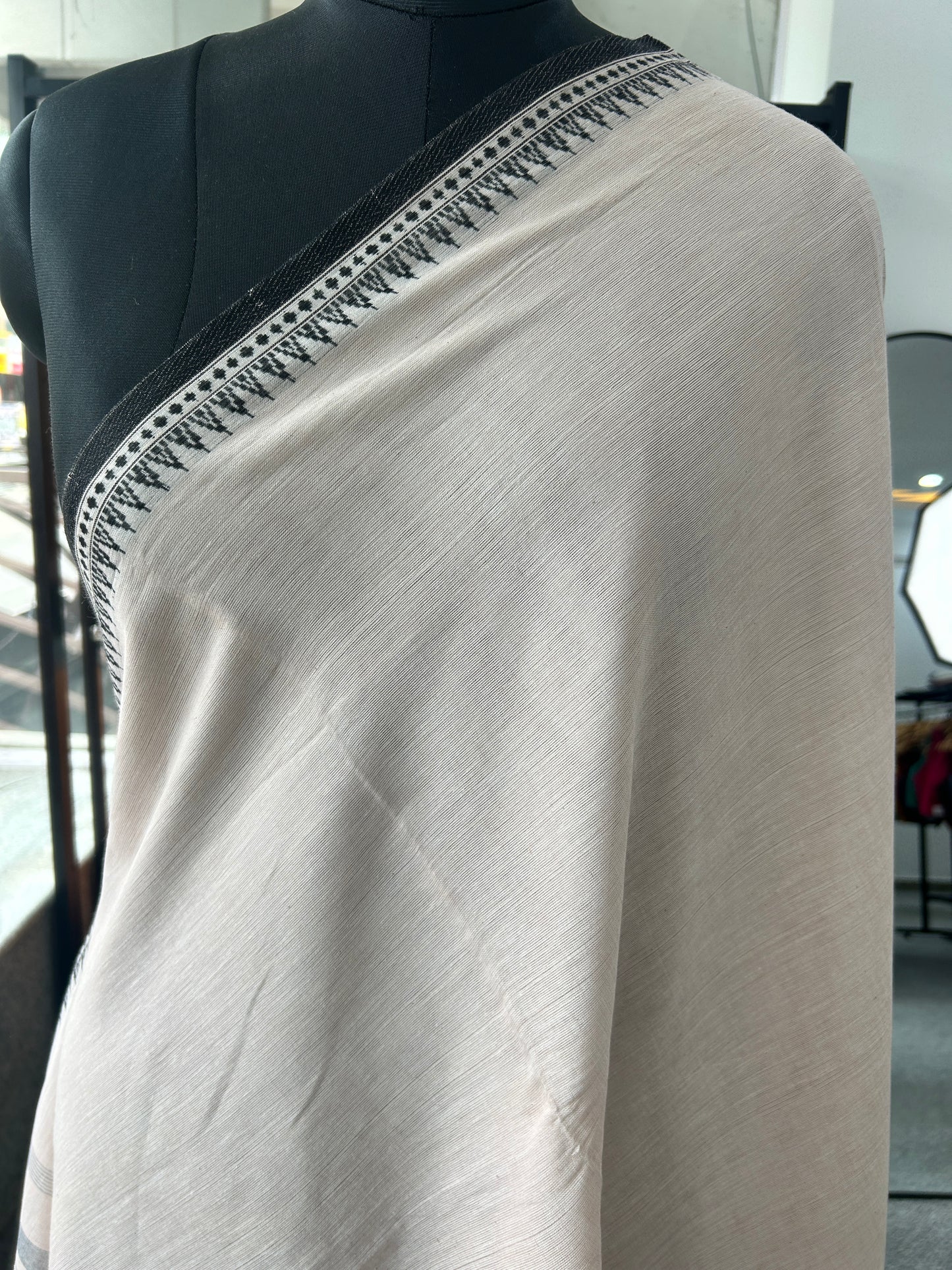 BIEGE DHANIAKHALI SAREE