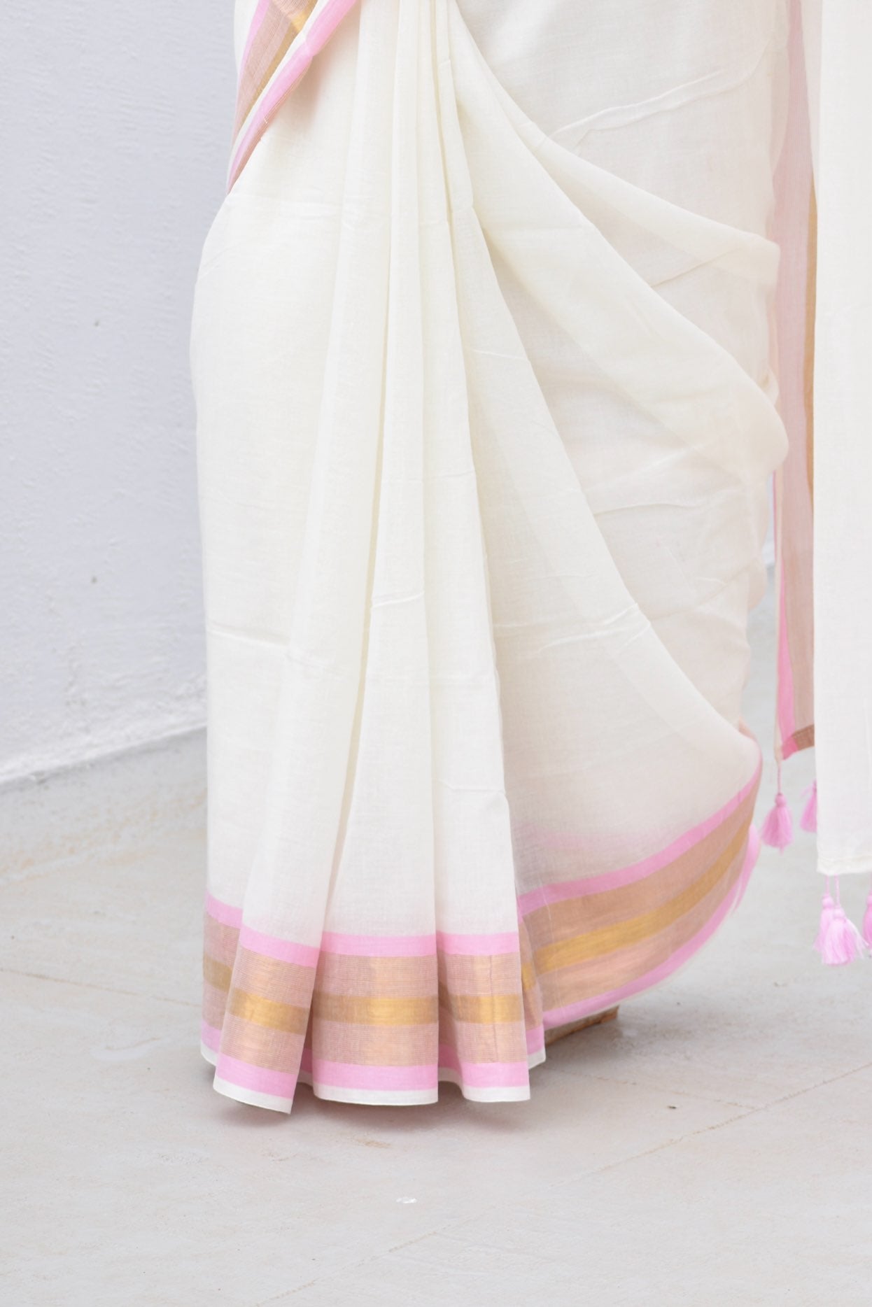 WHITE MUL SAREE