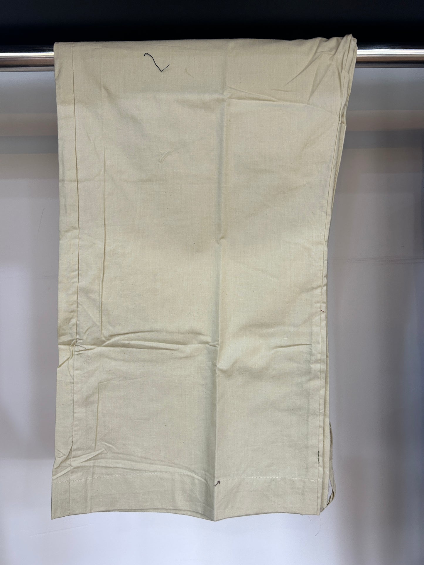 WHITE GAMTHI COTTON SUIT