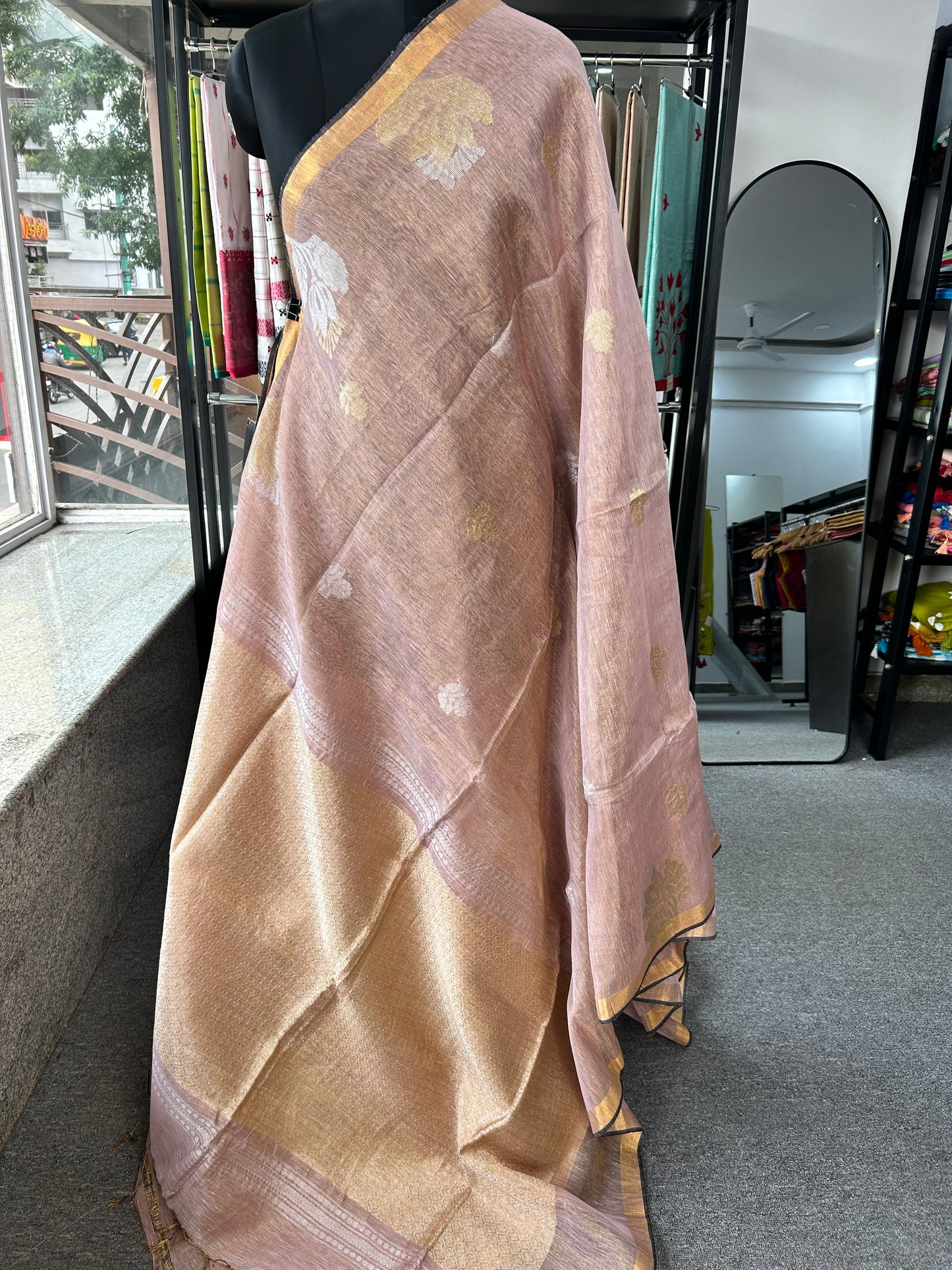PINK TISSUE JAMDANI
