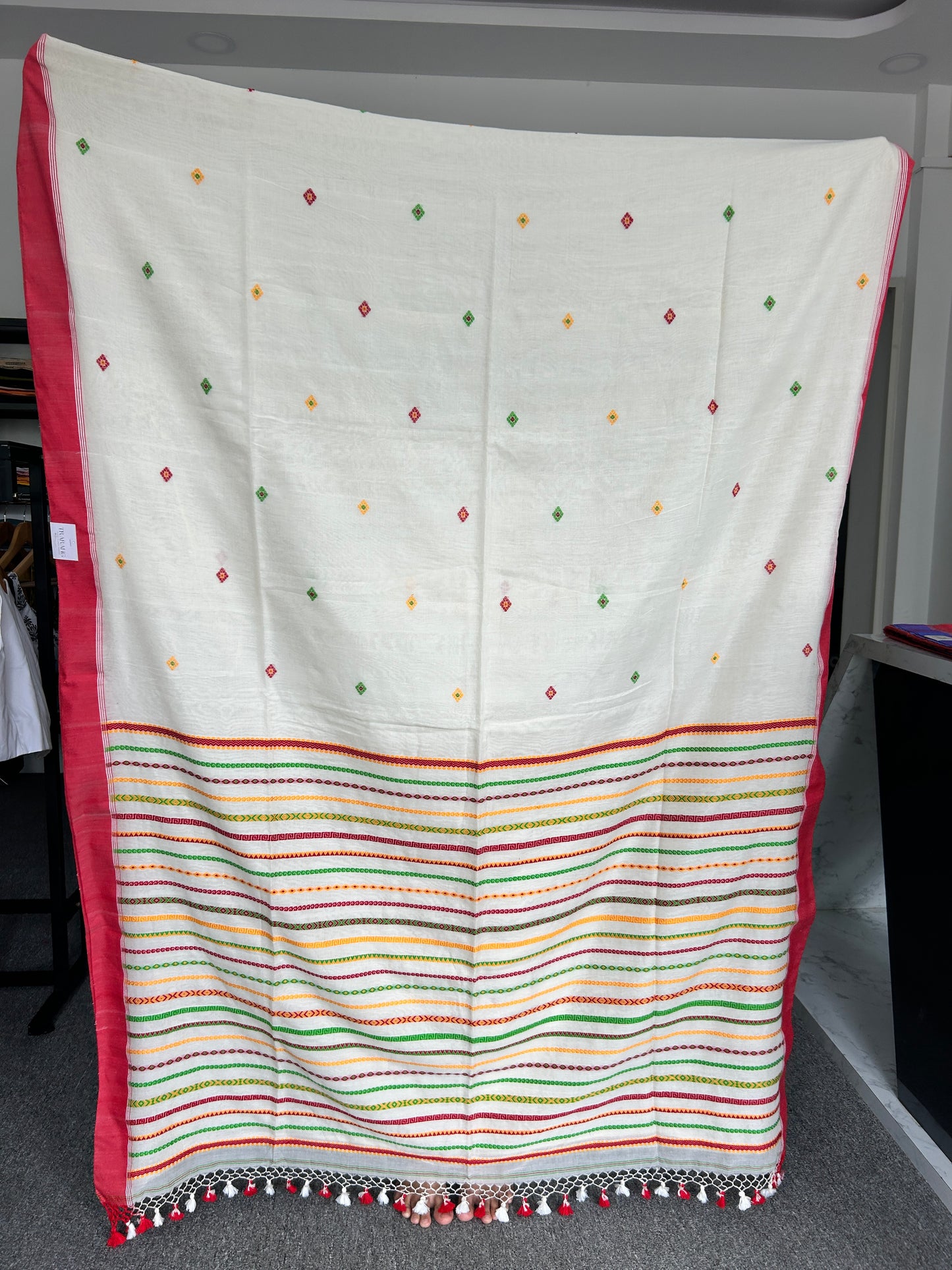 WHITE BEGAMPURI SAREE