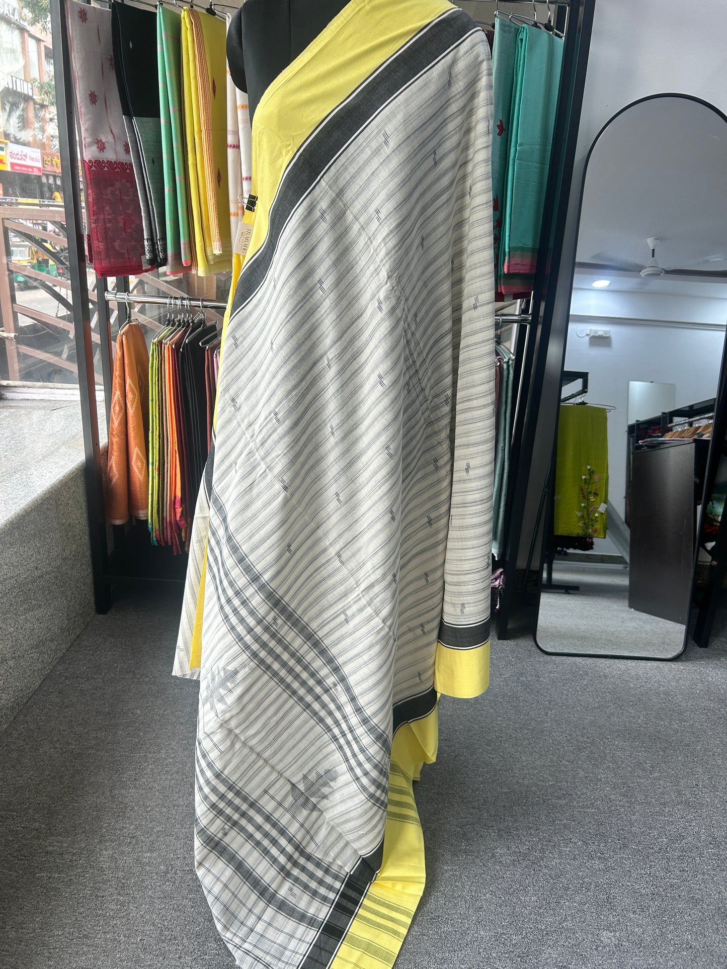 BIEGE DHANIAKHALI SAREE