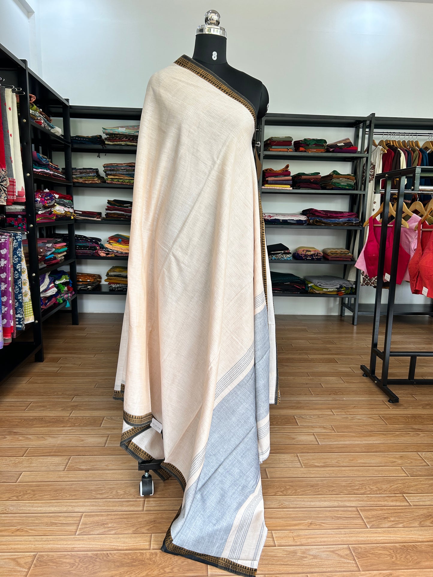 WHITE DHANIAKHALI SAREE