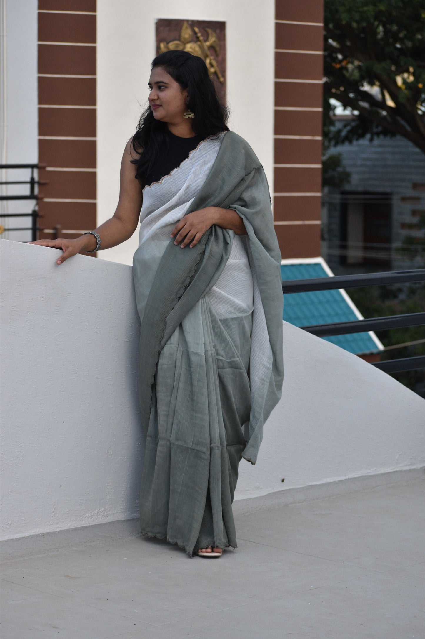 GREY MUL SAREE