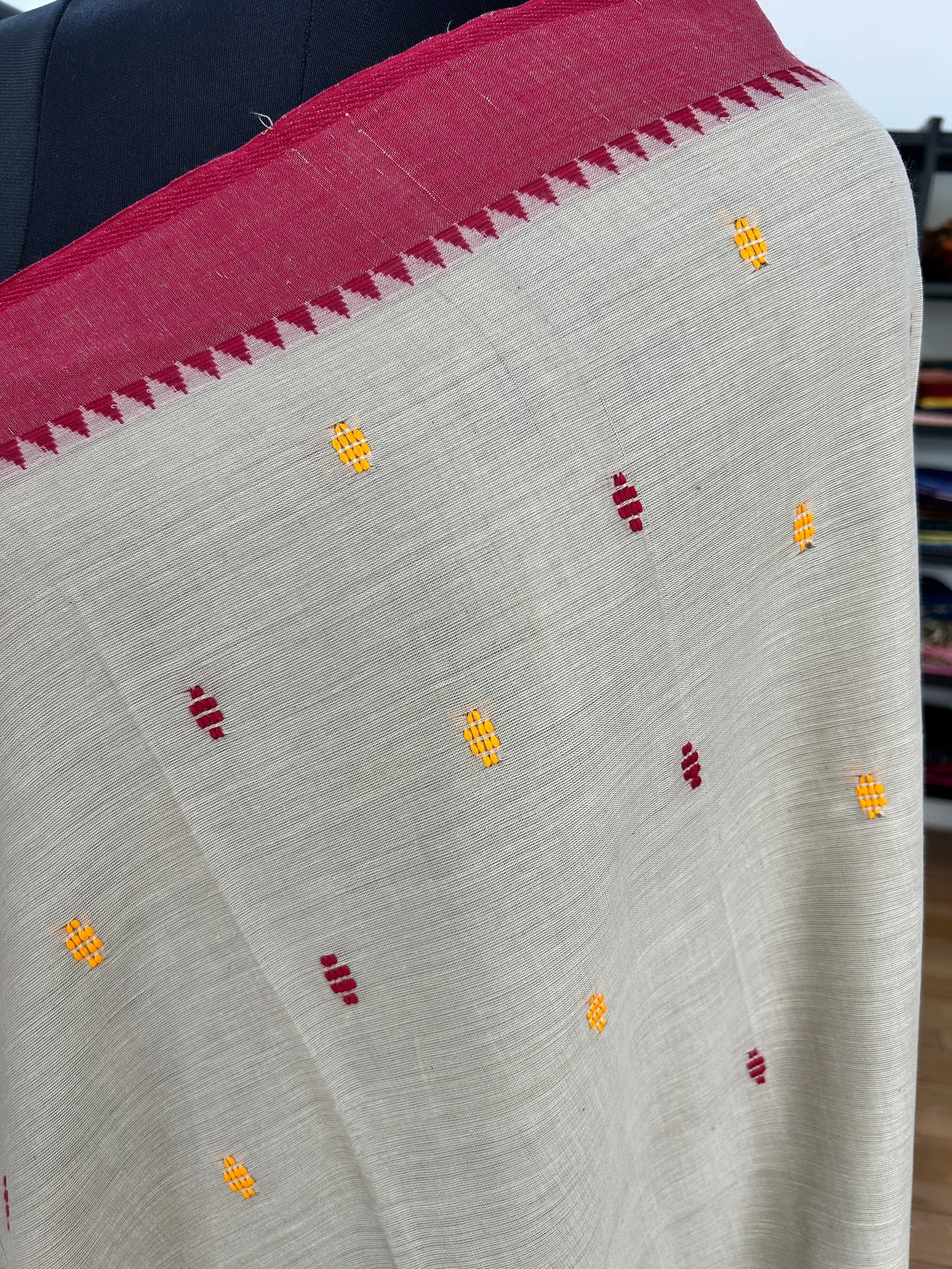 BIEGE DHANIAKHALI SAREE