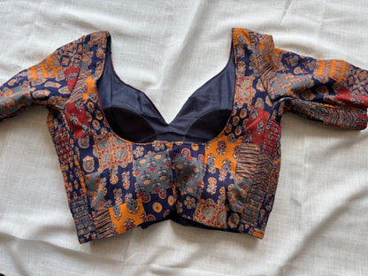 BLUE STRECHABLE BLOUSE